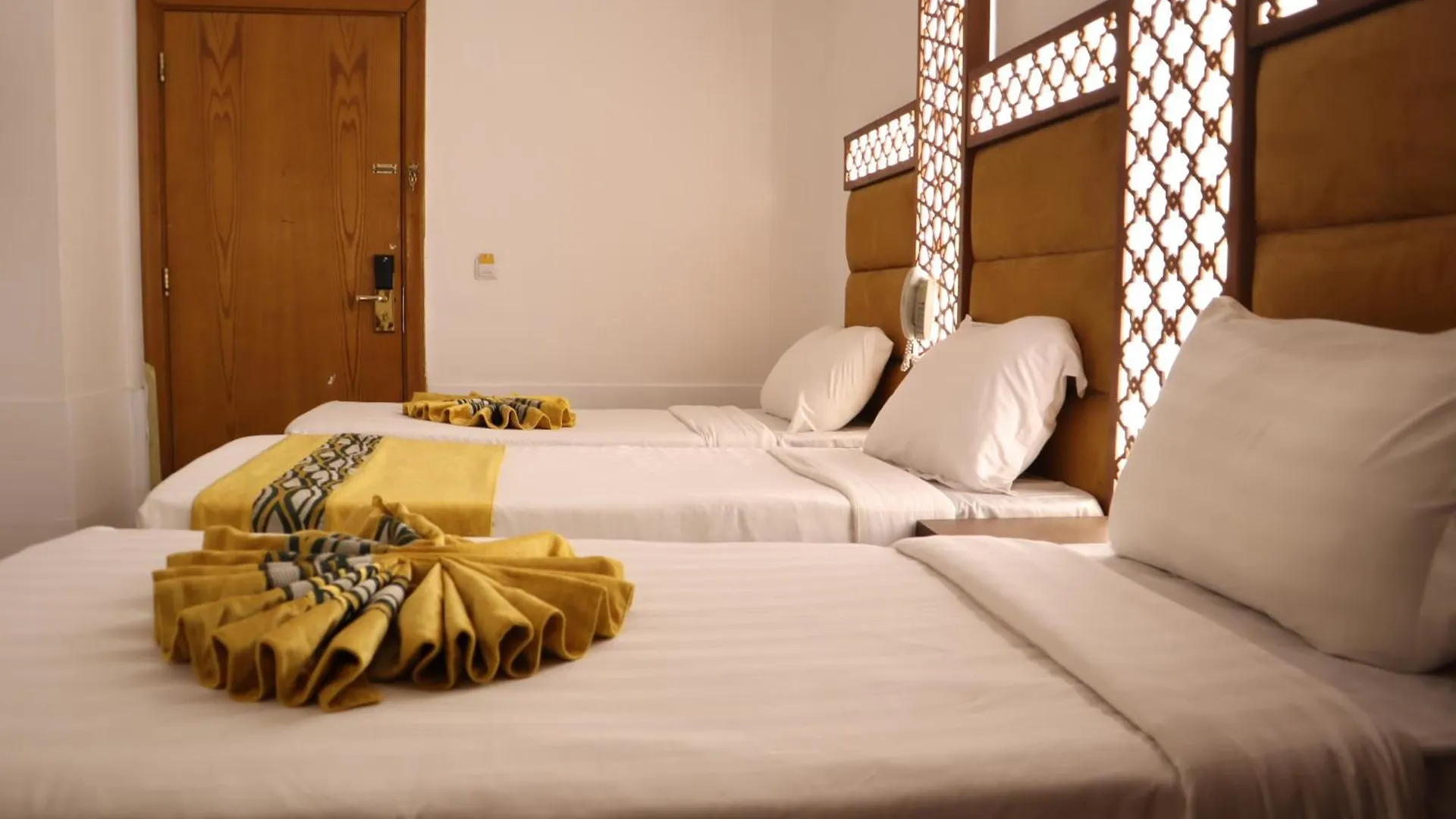 Al Mukhtara Golden Hotel Medina 2*,  Saudi Arabia