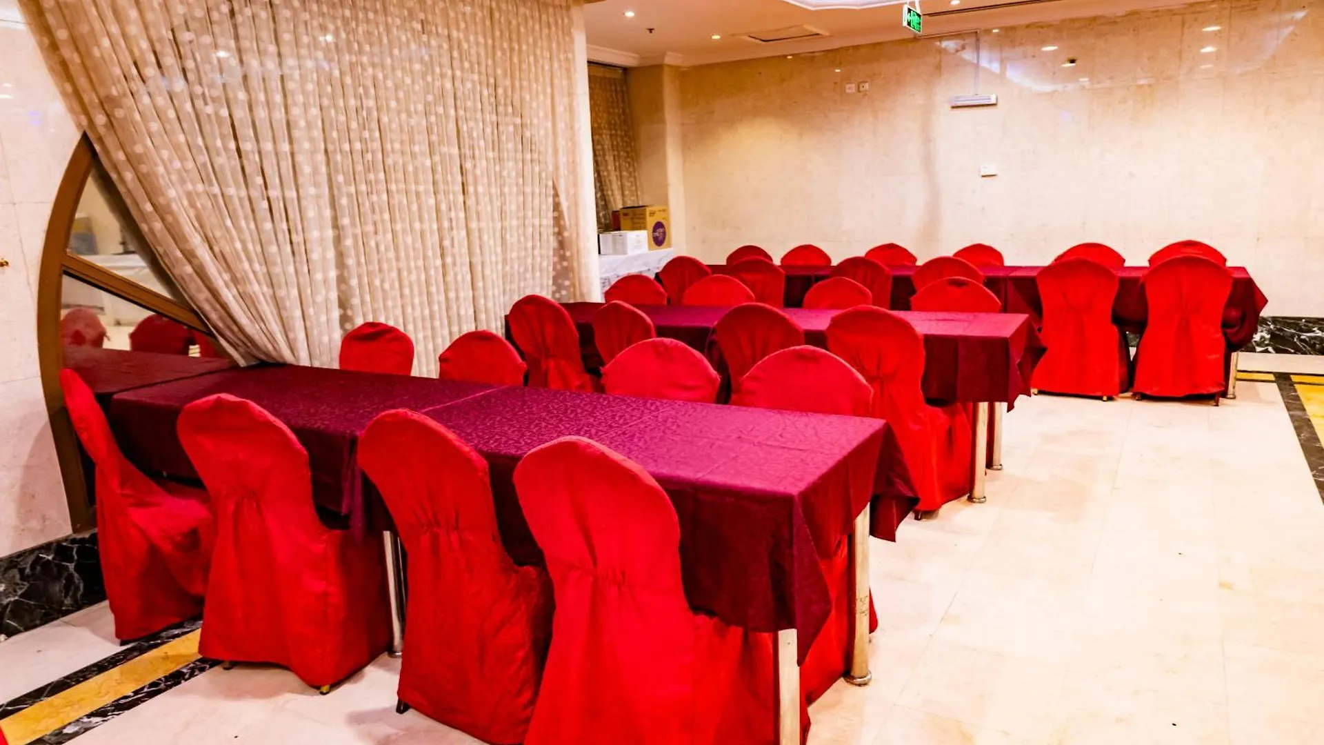 Al Mukhtara Golden Hotel Medina 2*,