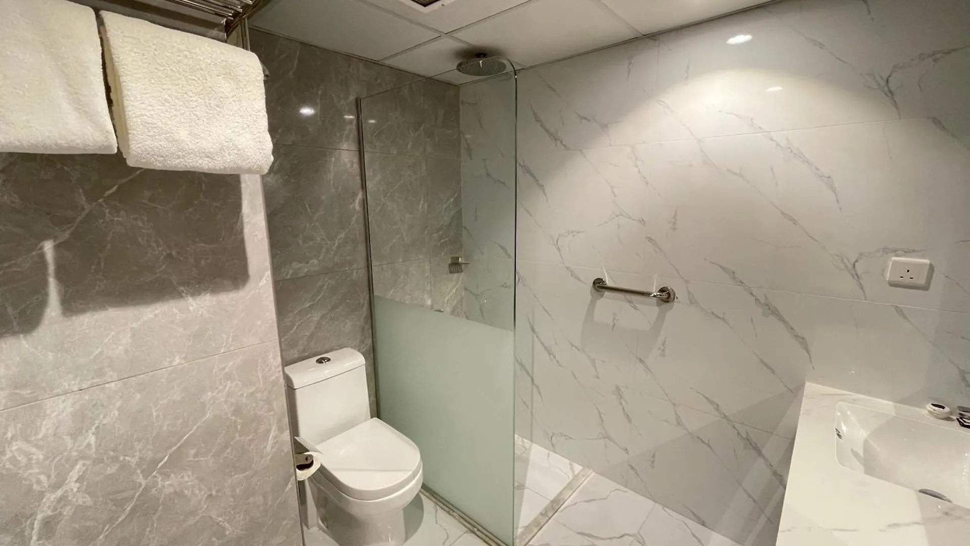Al Mukhtara Golden Hotel Medina 2*,
